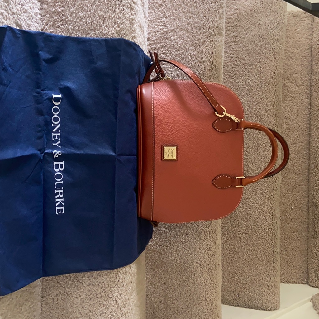 Brand Dooney  Bourke